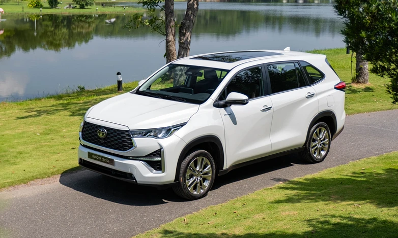 Xe 7 chỗ Ghế VIP